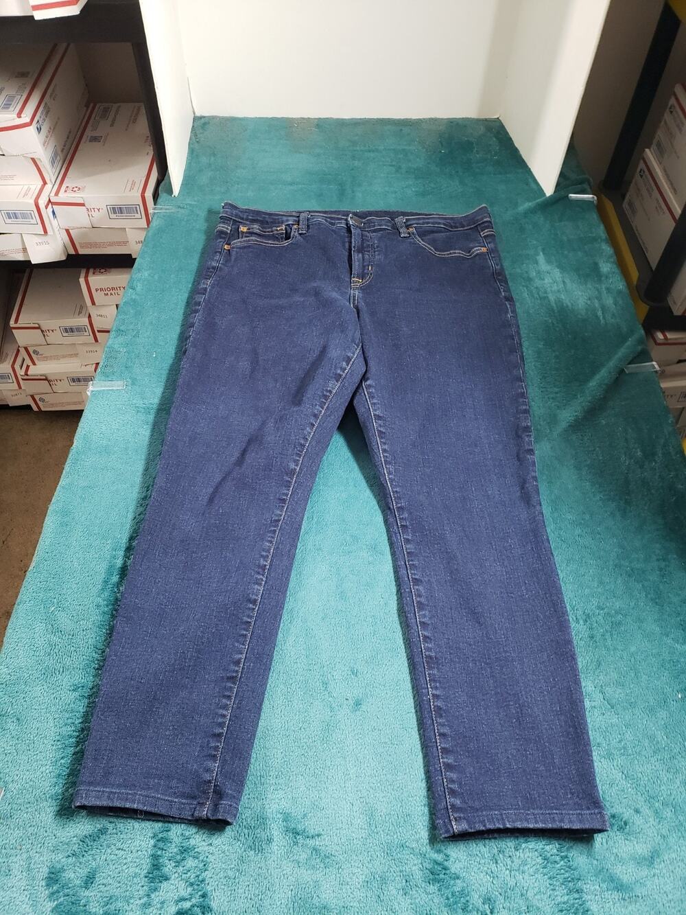 Gap Jeans Size 16 Womens Blue Stretch Pants Ladies Mid Rise Cropped